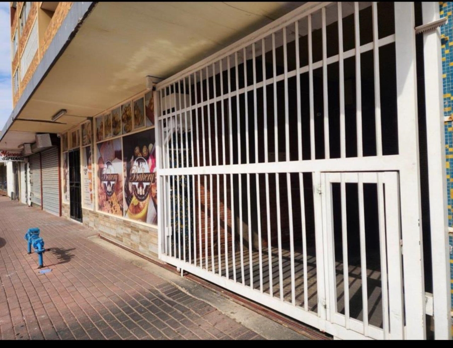  Bedroom Property for Sale in Bloemfontein Free State